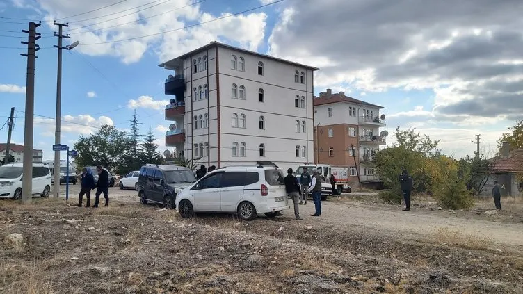 Ankara’da pes dedirten olay: Yangını söndürmek isteyen itfaiye ekibine saldırdı!