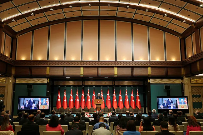 SON DAKİKA HABERİ! Başkan Erdoğan Kabine Toplantısı kararlarını açıkladı: Esnafa yeni kredi paketi ve üniversite öğrencilerine ulaşım desteği