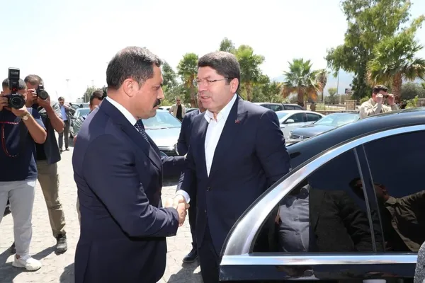 adalet-bakani-tunc-zorluklari-asacak-bir-lidere-sahibiz-1690645404361.jpg