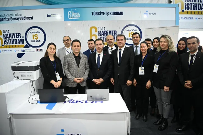 tuzladaki-kariyer-ve-istihdam-fuari-6nci-kez-kapilarini-acti-1703262795113.jpg