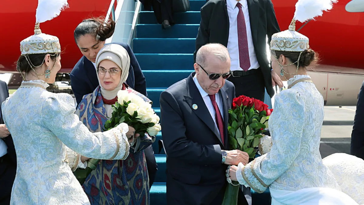 Başkan Recep Tayyip Erdoğan Türkistan'da