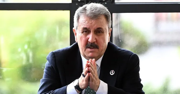 BBP Genel Başkanı Destici’nin makam aracı kaza yaptı: 4 yaralı