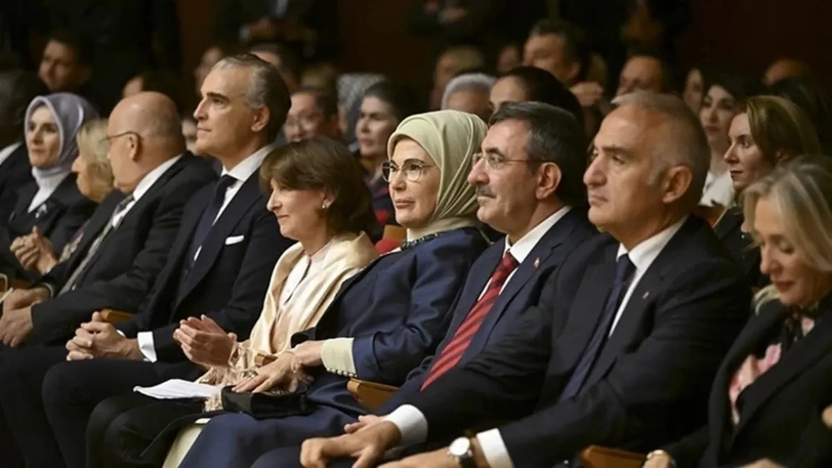 Emine Erdoğan, Gazze'ye destek için düzenlenen flamenko gösterisine katıldı