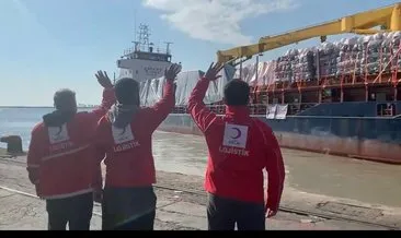 Kızılay’ın yardımlarını Gazze’ye taşıyan gemi Mersin Limanı’ndan uğurlandı
