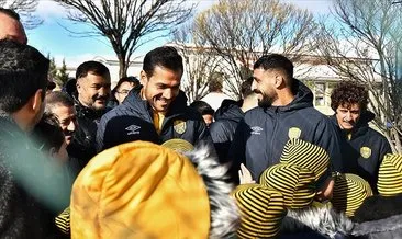 MKE Ankaragücü’nden Ankara Çocuk Evleri Sitesi’ne anlamlı ziyaret