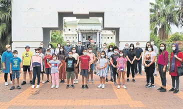 Yeter ki onlar gülsün