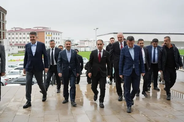 adiyamanda-saglik-yatirimlari-degerlendirildi-1775317774311.jpg