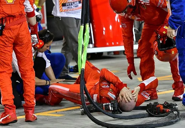 Raikkonen mekanikerin bacağını kırdı!