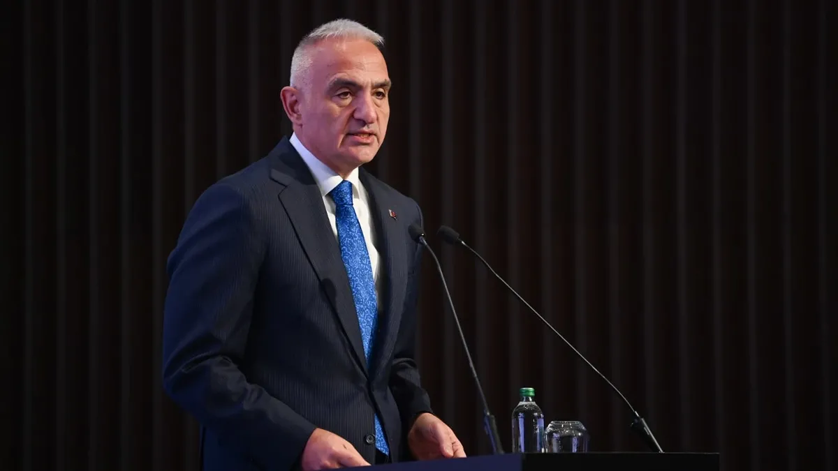 Bakan Ersoy duyurdu: Dizi sektörüne dev destek!