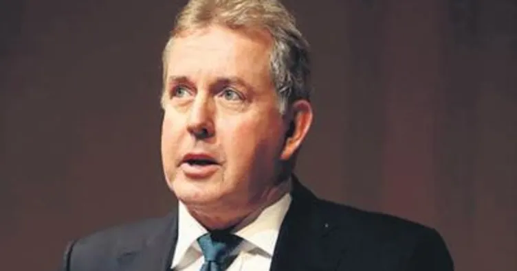 Trump beceriksiz, sakar ve hizipçi