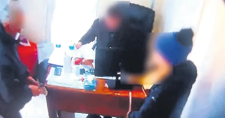 Rüşvetçi 2 doktora suçüstü yapıldı