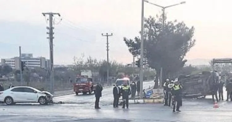 Çevik kuvvet polisi kaza yaptı: 9 yaralı