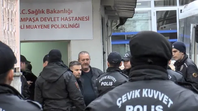 son-dakika-usak-belediyesine-rusvet-operasyonunda-2-dalga-29-supheli-adliyeye-sevk-edildi-1776840093438.jpg SON DAKİKA... Uşak Belediyesi'ne rüşvet operasyonunda 2. dalga: 29 şüpheli adliyeye sevk edildi