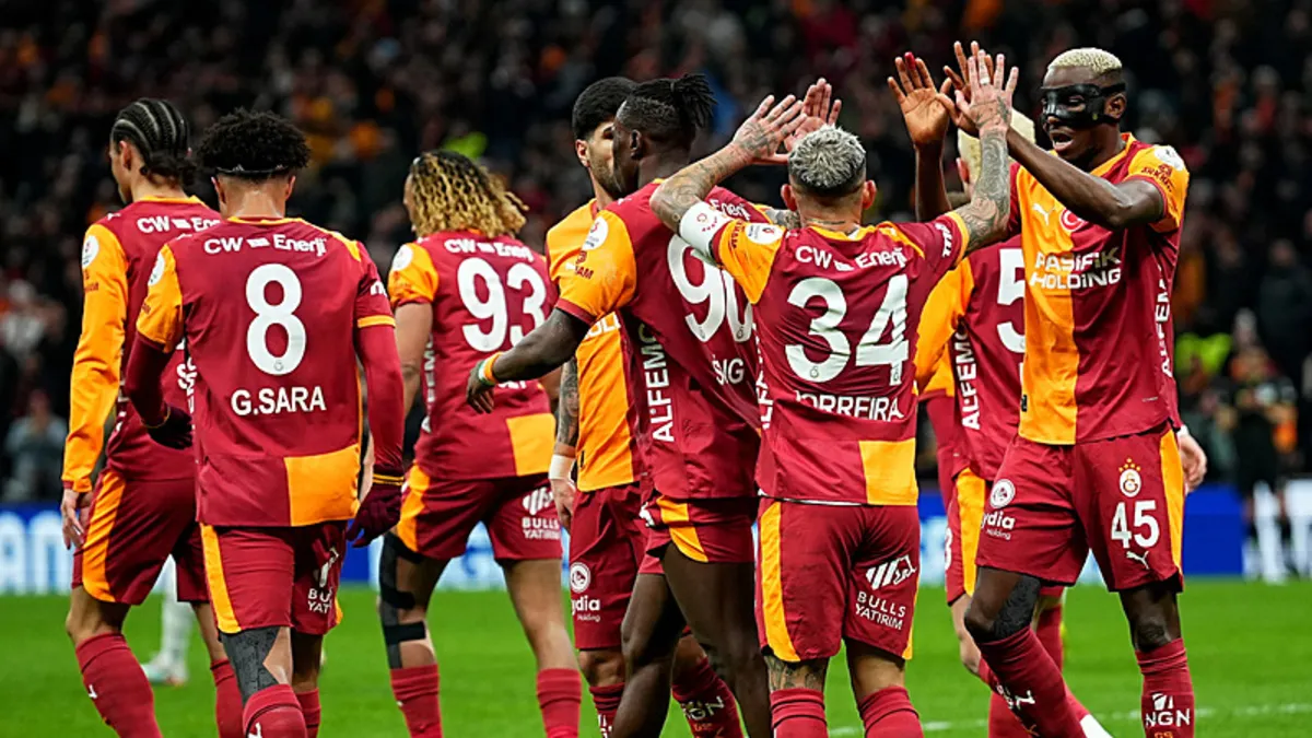 Galatasaray’da derbide işi bitirmek istiyor! Galatasaray’da derbide işi bitirmek istiyor!