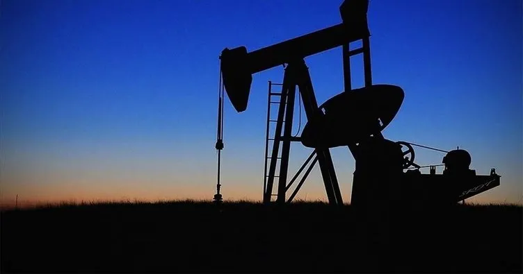 Brent petrolün varili 42,04 dolar