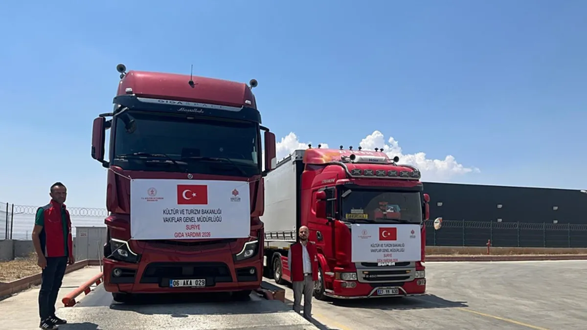Cumhurbaşkanı Recep Tayyip Erdoğan'ın Suriye'deki ihtiyaç sahiplerine gönderilen gıda kolilerine eklenen mektubunu gösteren bir görsel.