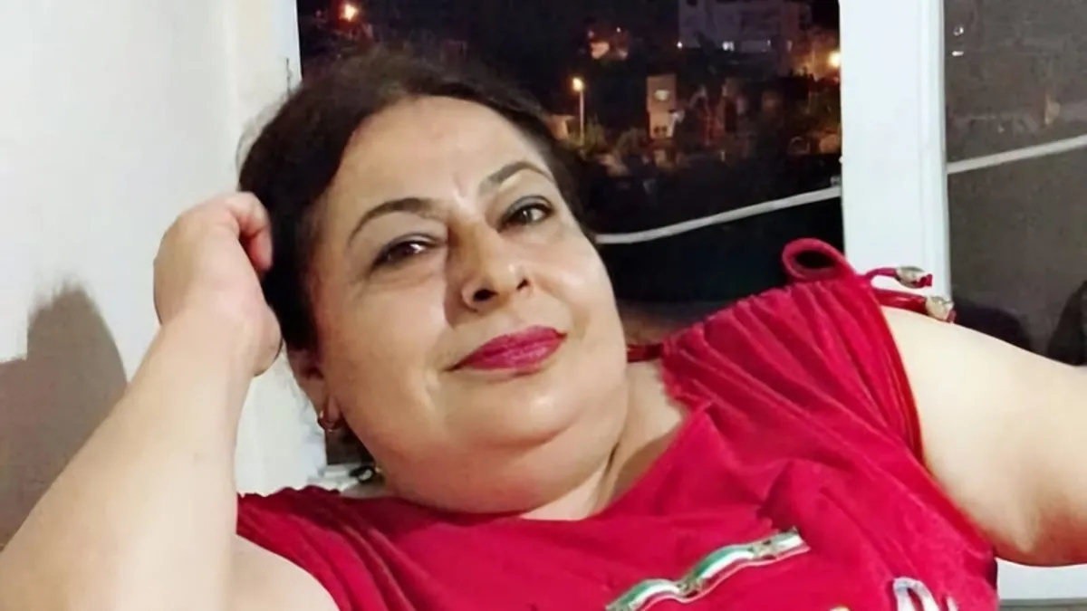 Önce darp edildi, ardından vuruldu, yetmedi kolundaki bilezikler çalındı! Önce darp edildi, ardından vuruldu, yetmedi kolundaki bilezikler çalındı!