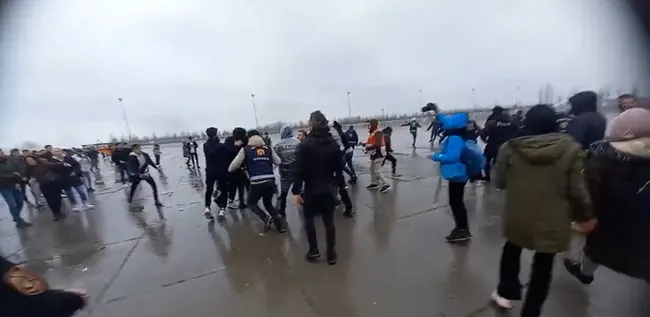 HDP'nin Nevruz kutlamasında yine PKK propagandası: Marmaray'da slogan attılar...