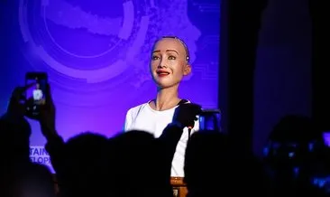 Robot Sophia: İnsan hayatının alternatifi yok
