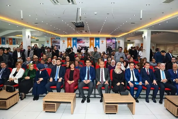 ak-parti-denizlide-aday-adayi-tanitim-toplantisi-yapildi-1679582430823.jpeg