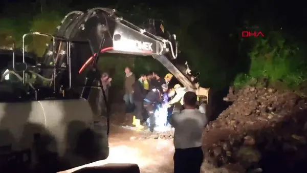 Rize'de heyelan sonrası çay bahçesinde mahsur kalanlar kurtarıldı