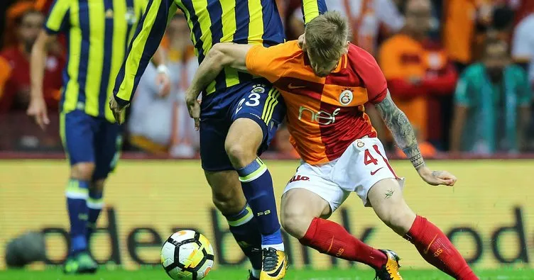 Galatasaray’da erken değişiklik