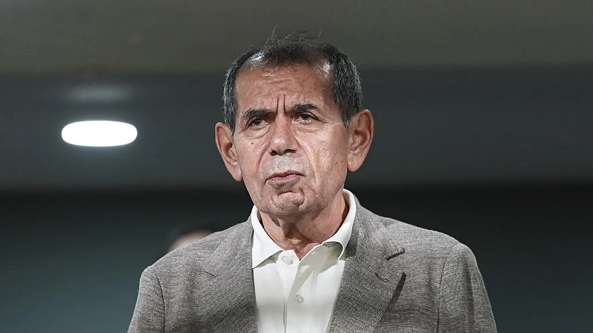 Galatasaray Başkanı Dursun Özbek resmen açıkladı! Anlaşmayı sonlandırdık