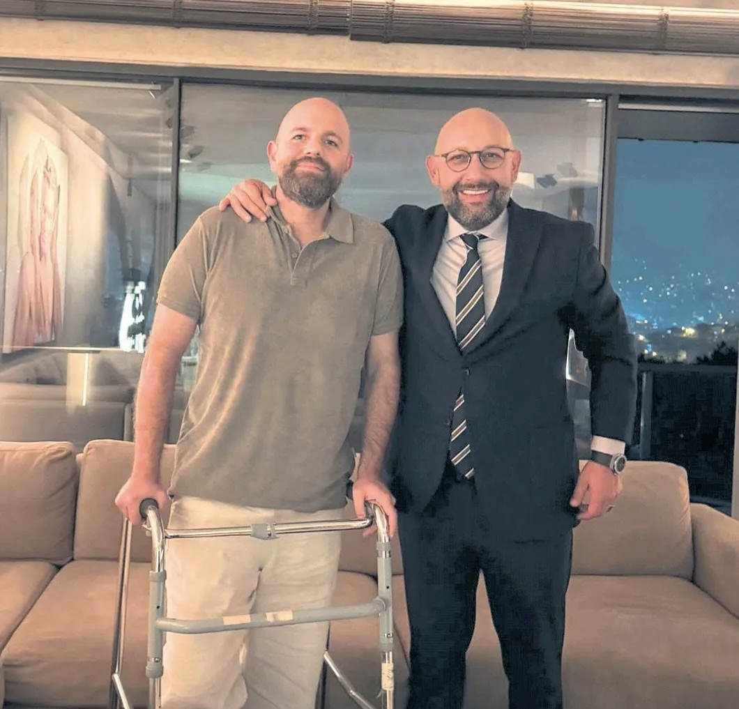 Kaza geçiren eski eşini ziyaret etmedi