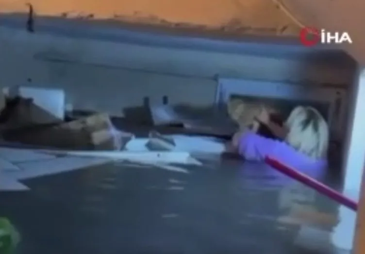 Antalya’da bir kadın boğulmak üzere olan kediyi kurtardı