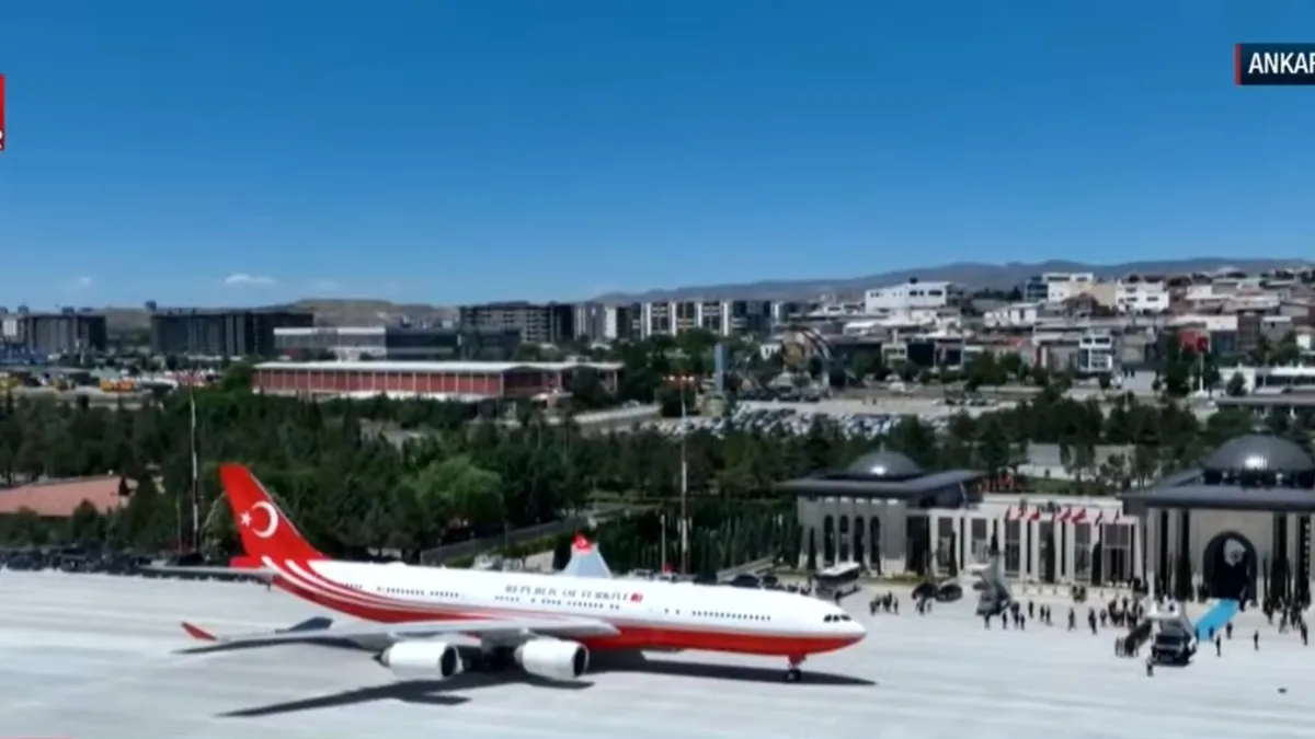 Ankara’da tarihi gün! Başkan Erdoğan’ın uçağı Ankara Havalimanı’nda… Ankara’da tarihi gün! Başkan Erdoğan’ın uçağı Ankara Havalimanı’nda…