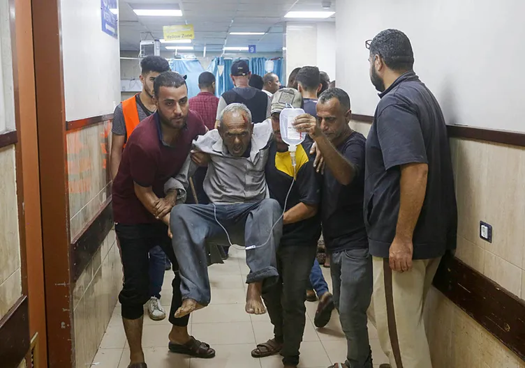 İsrail alçak saldırılarda dozunu artırdı: Gazze’de sivillere hain saldırı! Barış Gücü’ne ateş açtılar