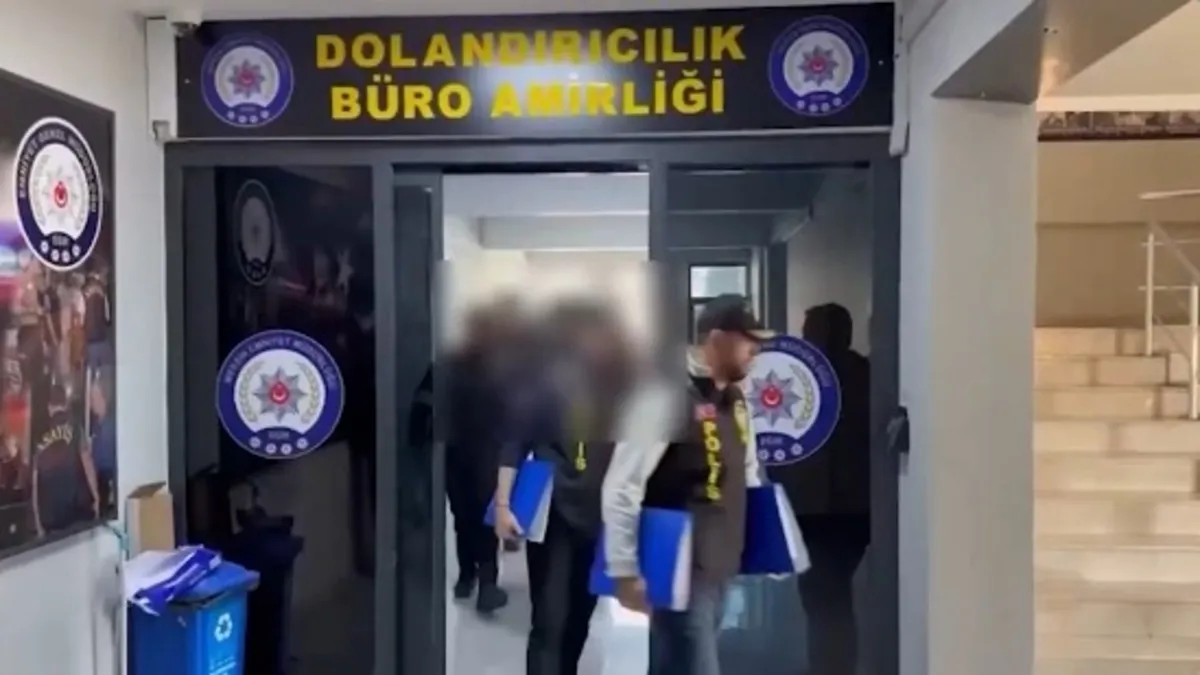 Milyonlarca liralık vurgun ortaya çıktı: Dev operasyonda 133 şüpheli tutuklandı Milyonlarca liralık vurgun ortaya çıktı: Dev operasyonda 133 şüpheli tutuklandı
