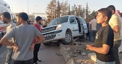 Şanlıurfa'da iki otomobil çarpıştı: 4 yaralı #sanliurfa