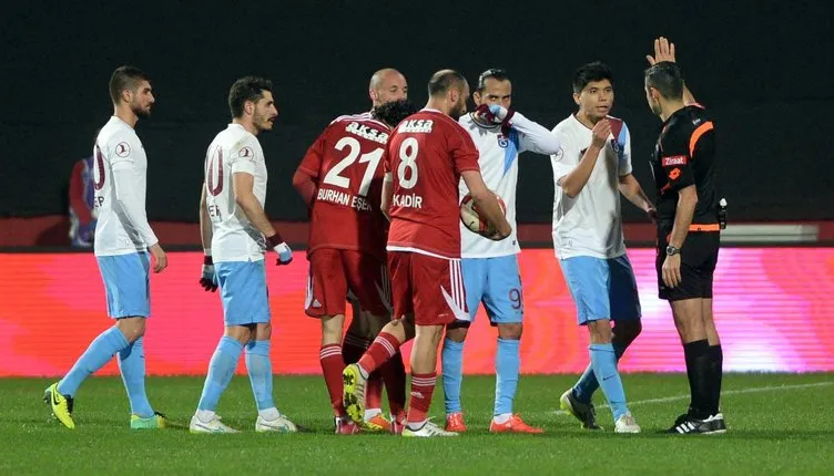 Trabzonspor - Sivasspor maçının fotoğrafları