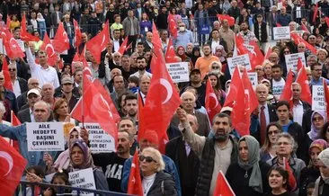 İzmirliler LGBT karşıtı yürüyüş düzenledi