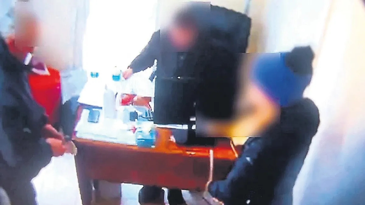 Rüşvetçi 2 doktora suçüstü yapıldı