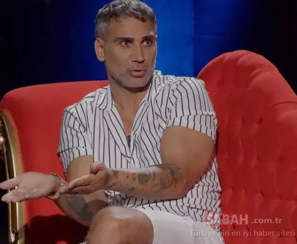 Dünya starı olacaklarına eminim demişti... Şarkıcı Doğuş’tan ikizleri Arda ile Arın ve eşiyle aile pozu!