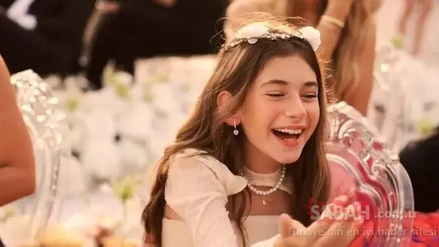 Melisa ikinci kez babasının düğününe gitti! Şeyma Subaşı ile Acun Ilıcalı’nın kızı Melisa Ilıcalı sosyal medyada ilgi odağı oldu!