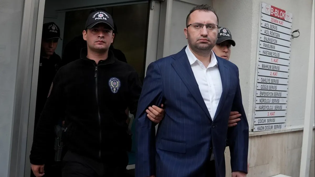 Hakan Bahçetepe hakkında hazırlanan iddianamenin detayları ortaya çıktı! Rüşvet verme, resmi belgede sahtecilik… Hakan Bahçetepe hakkında hazırlanan iddianamenin detayları ortaya çıktı! Rüşvet verme, resmi belgede sahtecilik…