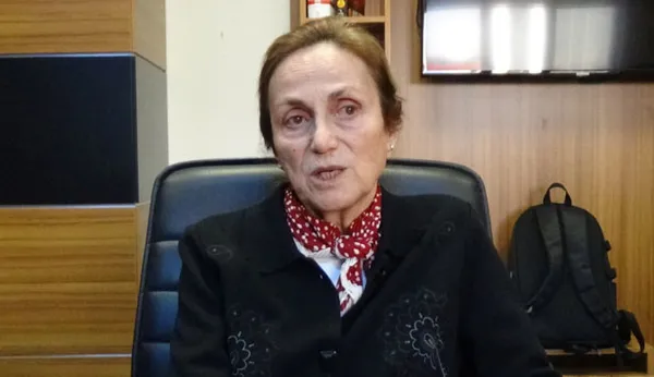 kalp-cerrahisinde-bir-kadin-oncu-dr-siyami-ersekin-turkiyeye-mirasi-prof-dr-serap-aykut-aka-1735988801927.jpg