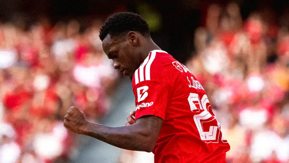 Jhon Duran, Benfica’da şovla başladı! 2 dakika yetti Jhon Duran, Benfica’da şovla başladı! 2 dakika yetti