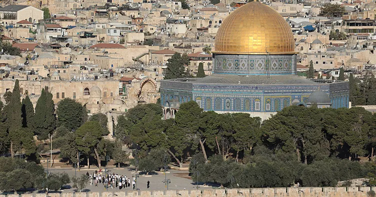 Fanatik Yahudilerden Mescid-i Aksa’da provokasyon