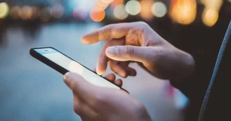 Akıllı telefonların bilinçsiz kullanımı tetik parmak hastalığı riskini artırıyor