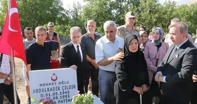Şehit Abdulkadir Çıldır’a bayrak asma merasimi düzenlendi #erzincan