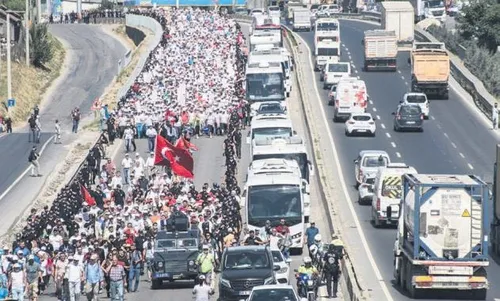 Kılıçdaroğlu'nun yürüyüşü vatandaşa çile çektirdi - 1