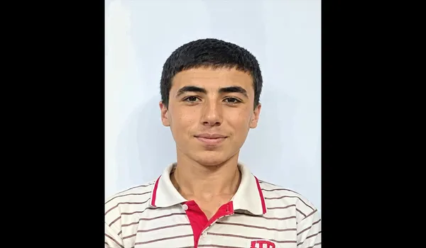 adanada-korkunc-kaza-otomobil-ile-motosiklet-carpisti-genc-surucu-hayatini-kaybetti-1790680969608.jpg