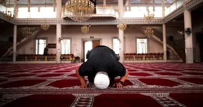 TESBİH NAMAZI KILINIŞI VE DUASI | Diyanet ile Kadir Gecesi’nde tesbih namazı nasıl kılınır, kaç rekattır, hangi dualar okunur?