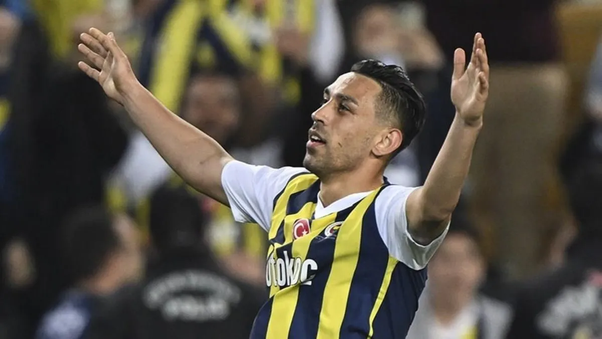 Son dakika Fenerbahçe haberi: İrfan Can Kahveci'den derbi galibiyeti sonrası Icardi'ye gönderme