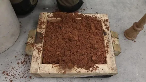 Mermi kovanlarından yaptığı şeye çok şaşıracaksınız
