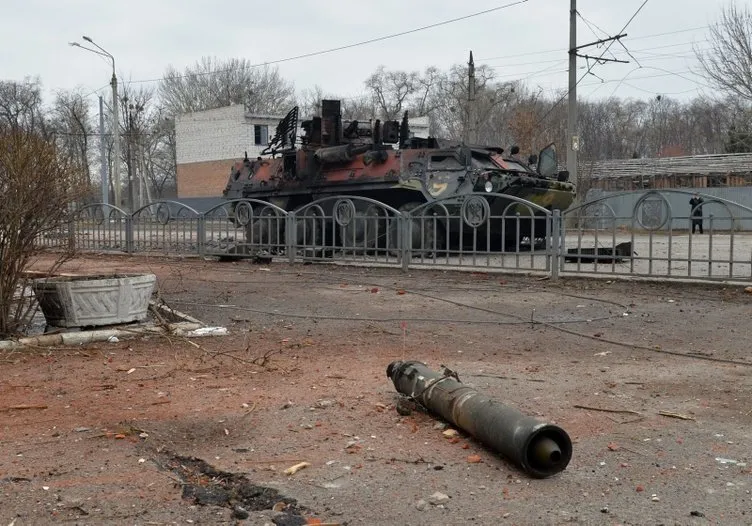 SON DAKİKA: RUSYA UKRAYNA SAVAŞI dehşete düşürüyor! Kiev bombalanıyor! Harkov kuşatıldı! NATO, Ukrayna ve Rusya'dan flaş açıklamalar